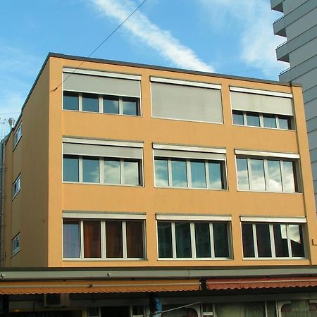 Apartamento Swiss Star Oerlikon Station - Self Check-In Zúrich Exterior foto